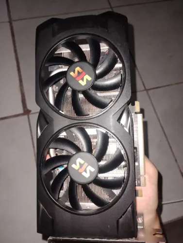 Placa de vídeo RX 580 8gb, excelente para jogos e desempenho. Bem conservado