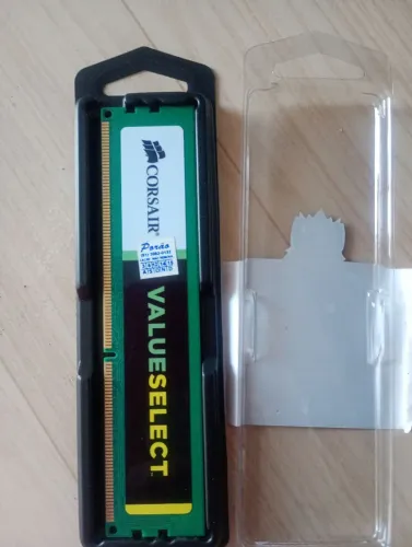 Memória RAM Corsair 4GB /DDR3