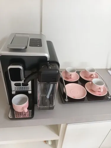 Cafeteira Batista de cápsula da 3 corações nunca usada 