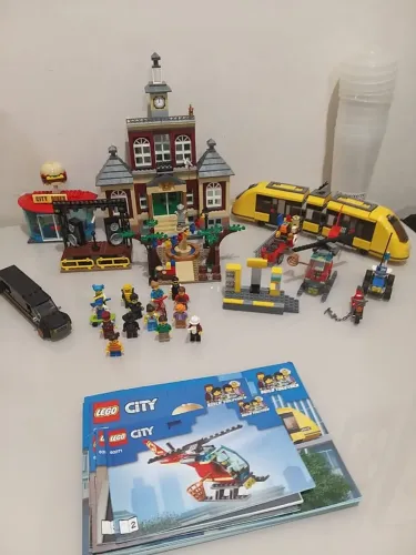 Conjunto lego 60271 - Praça principal.