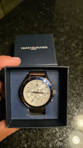Relógio Tommy Hilfiger Masculino Couro Marrom