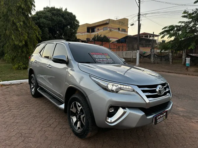Toyota Hilux SW4 SRX 4X4 2.8 TDI 16V Dies. Aut. 2019