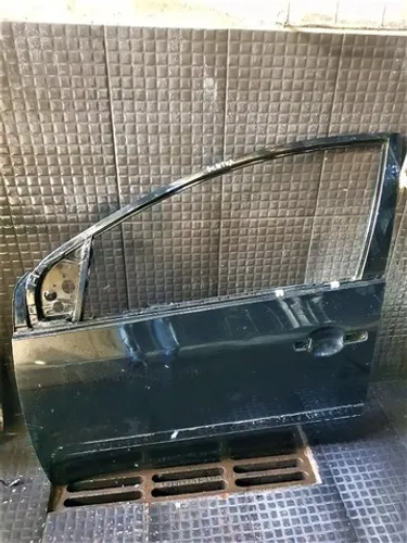 Porta Nissan Sentra Preta