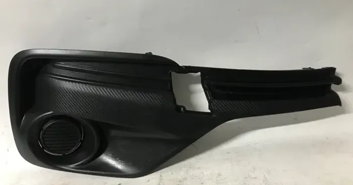 Moldura parachoque Etios