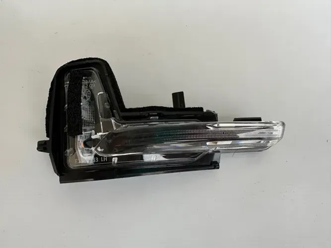 Pisca Retrovisor Esquerdo Volvo Xc60 2018 2019 2020 2021 2022 2023