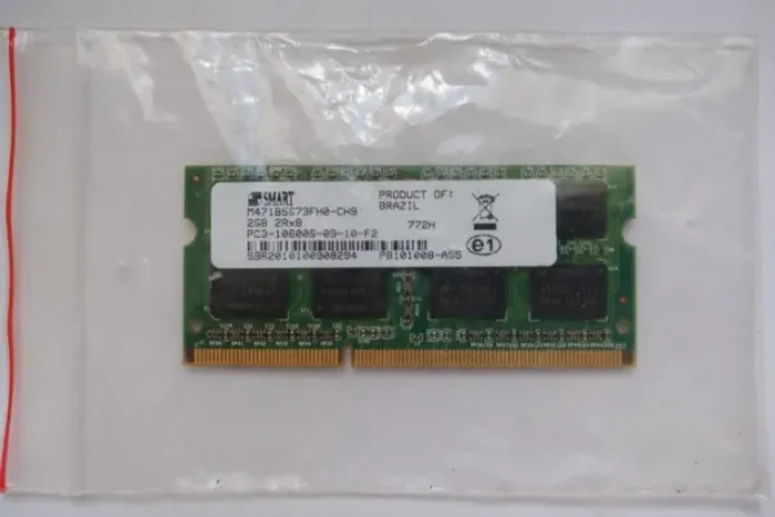 Memória RAM 2GB 2Rx8