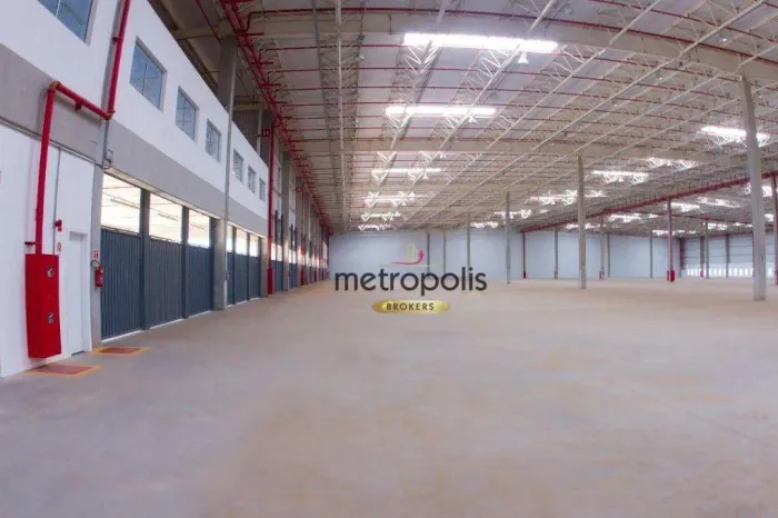 Galpão para alugar, 3885 m² por R$ 104.622,10/mês - Vila Galvão - Caçapava/SP