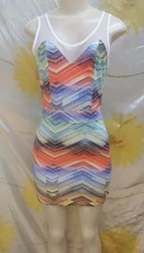 Vestido enfim mix estampas tam p