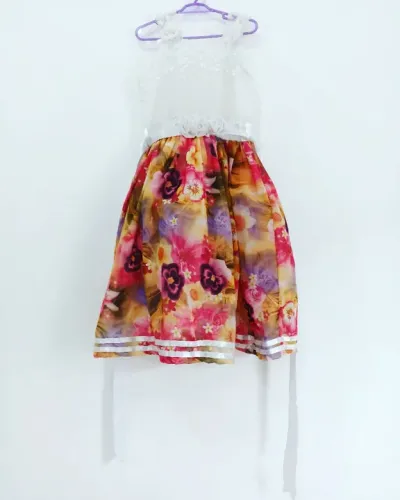 Vestido de festa infantil, semi novo