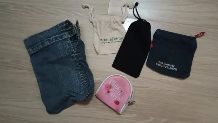 Lote com 4 Bolsinhas