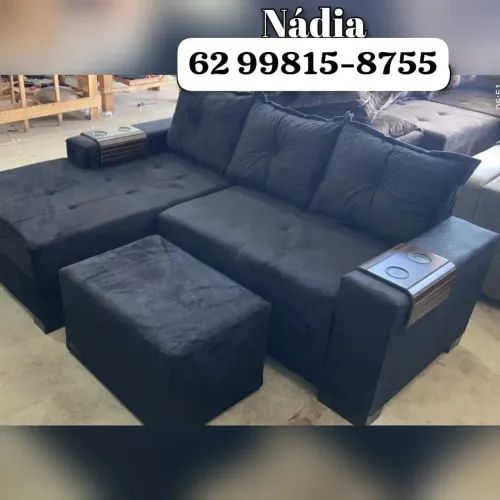 Sofá preto 3 lugares- com chaise 