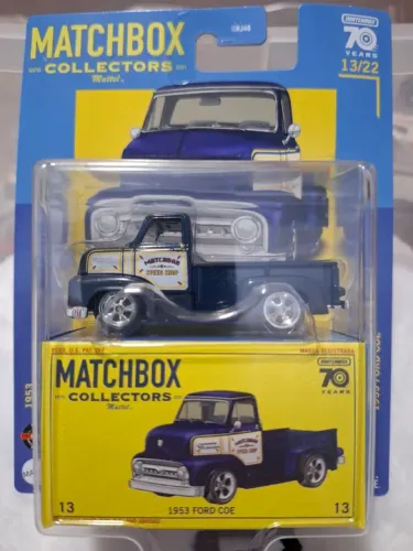 Matchbox Collectors 1953 Ford COE