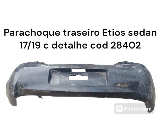 Parachoque traseiro Etios Sedan c detalhe 