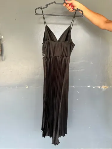 Vestido midi de festa