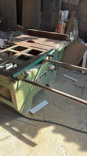 Máquinas para marcenaria