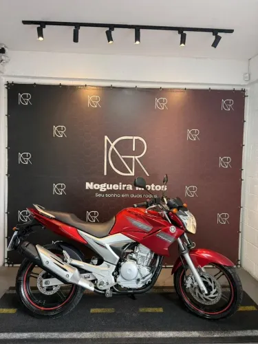 NOGUEIRA MOTOS YAMAHA YS 250 FAZER VERMELHO 2011