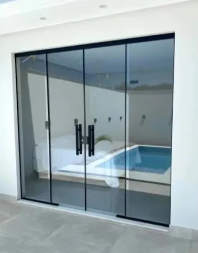 Porta e janela de vidro em ofertas.