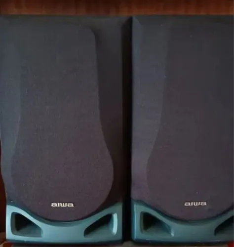 Caixas de som Aiwa 