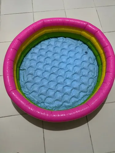 PISCINA/BANHEIRA INFLÁVEL INFANTIL