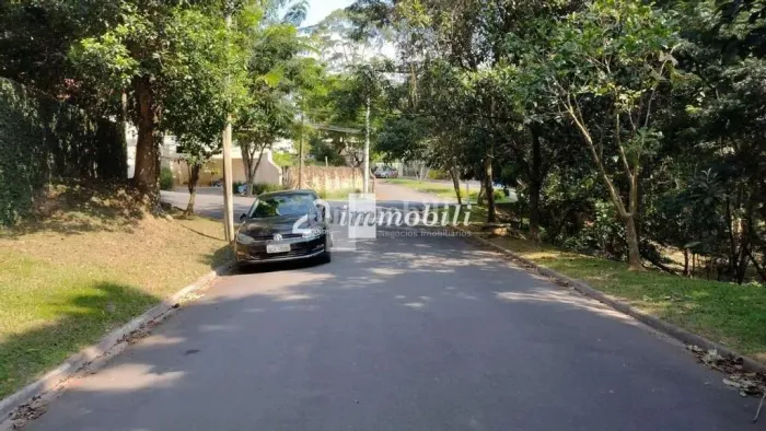 Terreno à venda em Cotia, Colinas de São Fernando, com 600 m², Colinas de São Fernando