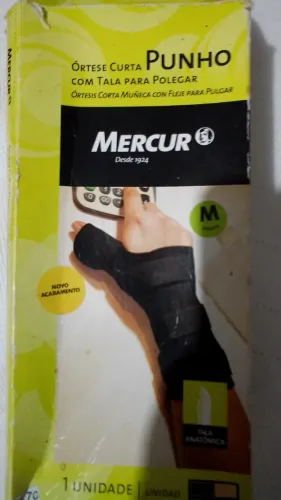 Órtese Curta Punho com tala para polegar direito -Tamanho M. Marca Mercur