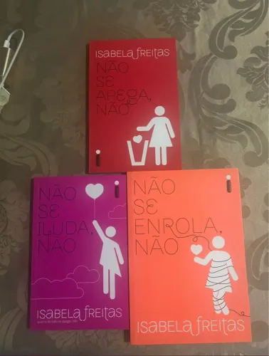 Conjunto de Livros Isabela Freitas