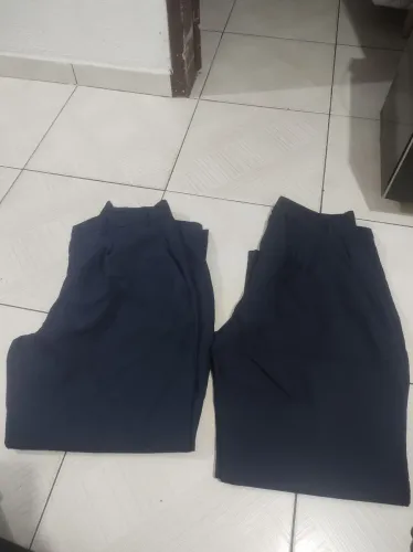 Calças sociais azul marinho tamanho 58 retirar no ganchinho Curitiba PR!