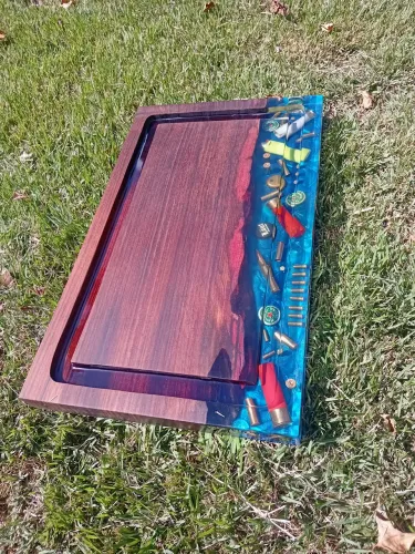 Tábua de churrasco em resina epoxy