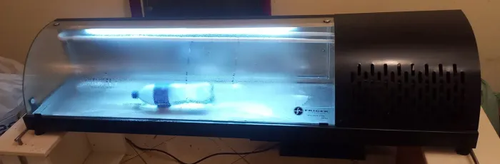 Vitrine Refrigerada Fringer curva 450 X 450 1600