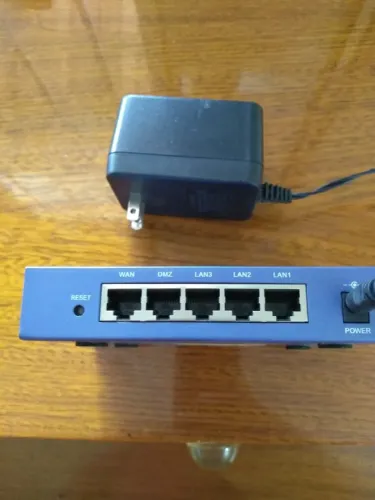 Switch 05 portas 10/100mbps - Trendnet