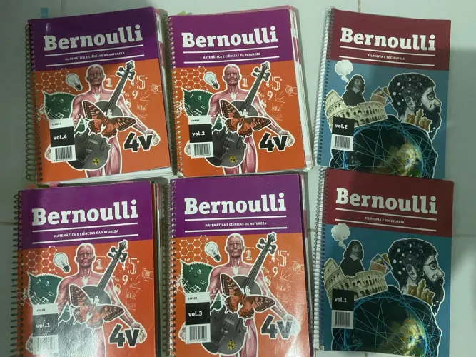 Livros didáticos Bernoulli ENEM, vestibulares, medicina 