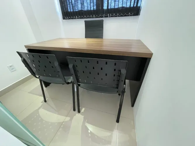 Mesa 1.50x0.70 com Cadeiras NOVOS para Escritório - LOJA IKONMIXOFFICE 