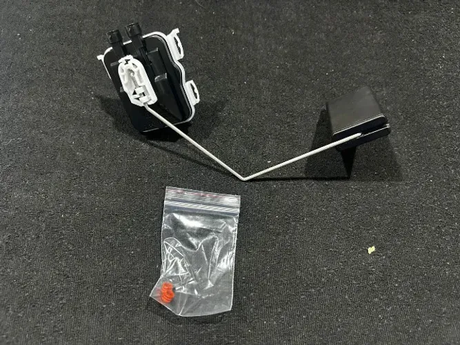 Boia Sensor De Nível Hrv 15/21 F000te189n Original Honda