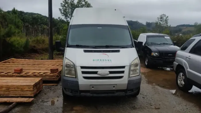 Ford Transit T350 2.4 Turbo 2011 Teto Alto Veiculo Destinado A Retirada De Peças