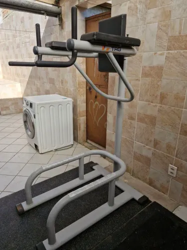 Suporte para Flexões de Braço e Abdominais