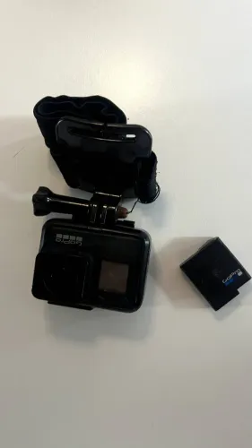 GoPro HERO 7 Black + Acessórios (LEIA A DESCRIÇÃO)