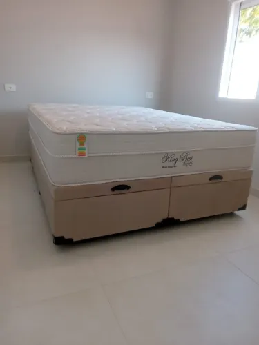 Cama Box Queen Size com Baú e Colchão Molas Pocket 33cm Anjos Premium NOVO