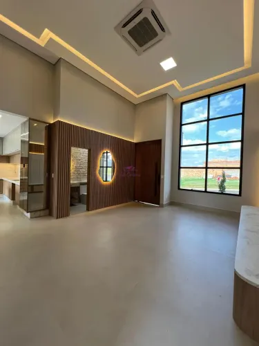 Venda de Casa em Condomínio de Luxo em Indaiatuba-SP - 3 Quartos, 2 Suítes, 2 Salas, 5 Ban