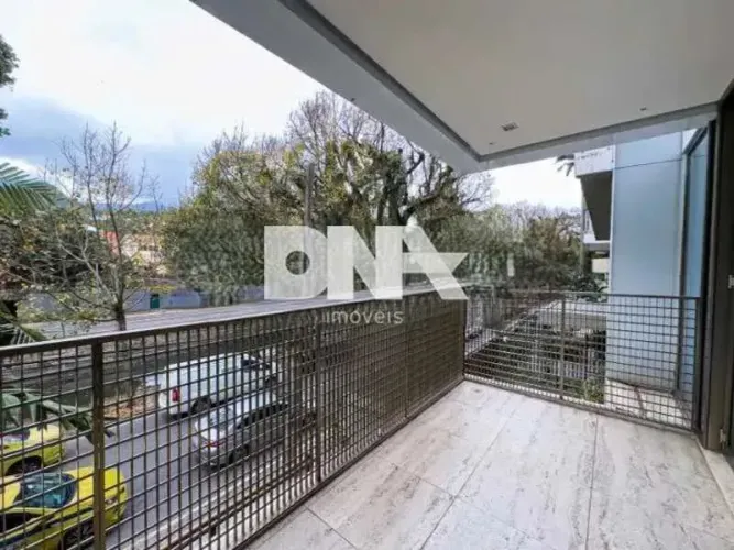 Apartamento : / Residencial / Leblon