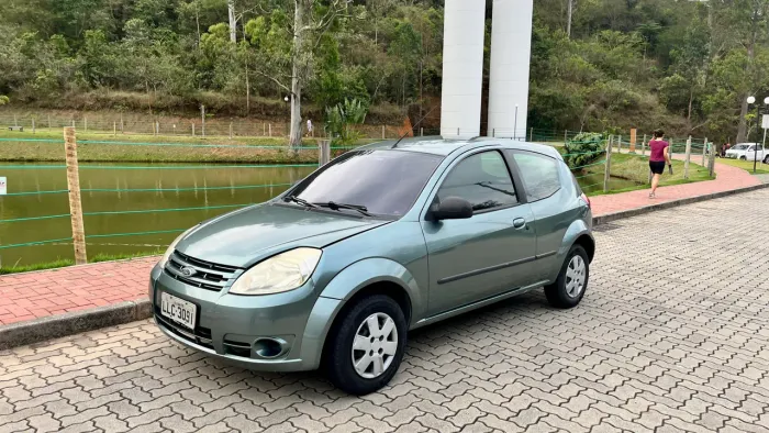 Ka 1.0 2010 c/ Ar e Direção