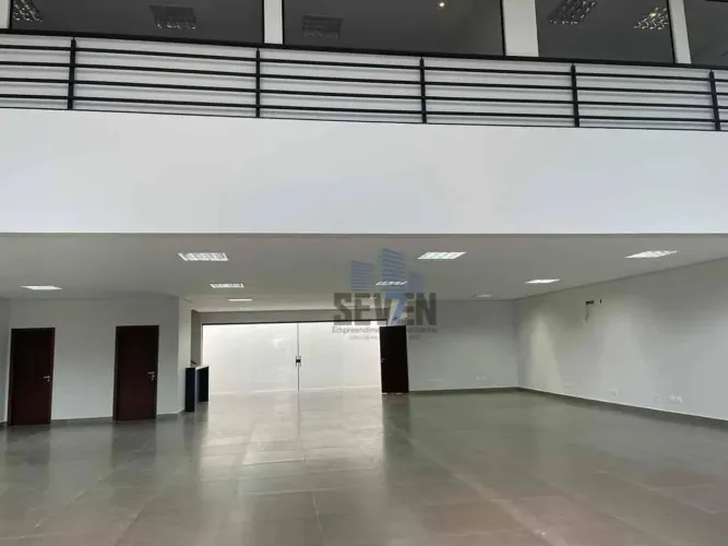 Imóvel Comercial no Jardim América Bauru  495 m² com Mezanino e 5 Vagas