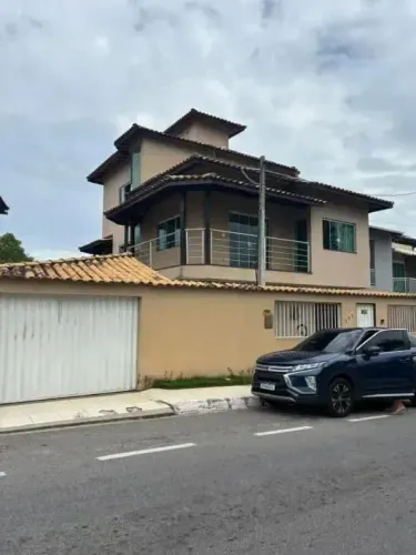 Imóvel para venda possui 301 metros quadrados com 6 quartos em Jardim Vitória - Macaé - RJ