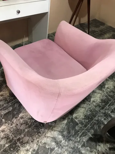 Vendo poltrona rosa grande 