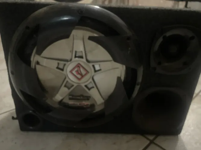 Caixa de Som Automotivo 