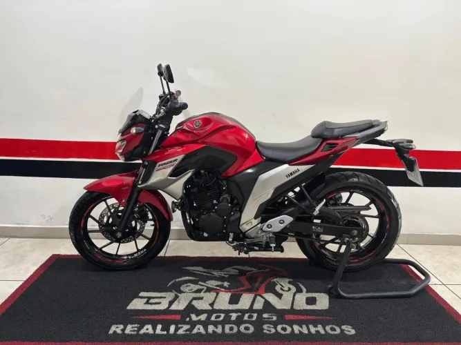 FAZER 250c 2020 MUITO NOVA ( DIVIDO EM 21X VEZES NO CARTÃO )