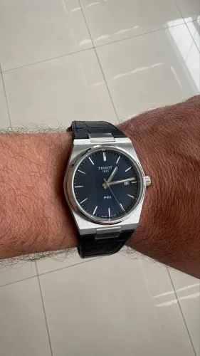 Relógio Tissot PRX Quartz 