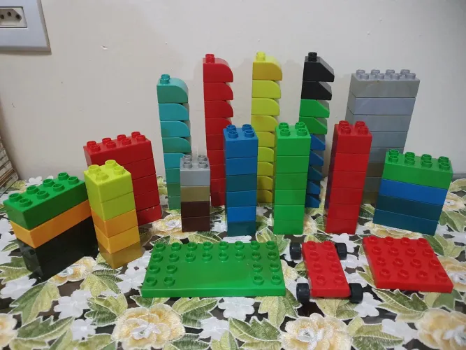 Caixa Lego MegaBloks com 85 peças Vintage