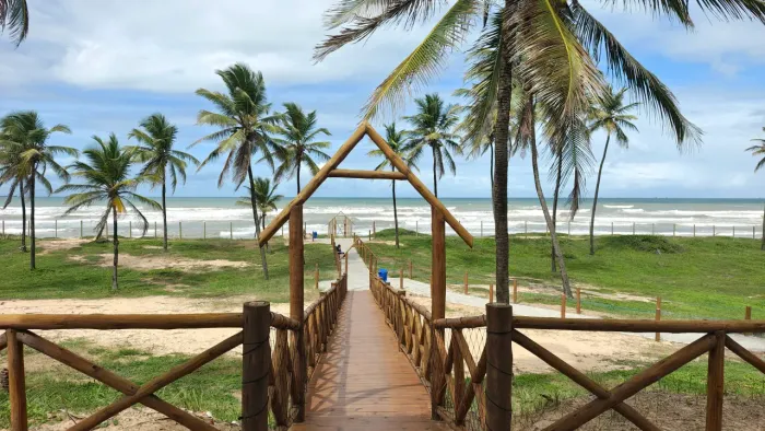 VENDO CASA DE MÉDIO PADRÃO EM EXECUÇÃO NO SUNSET BEACH RESIDENCE/ BARRA DOS COQUEIROS