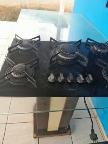 Cooktop + bancada em granito preto,em ótimo estado...................................