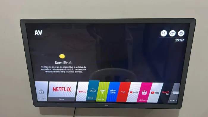 TV LG Smart 32? LED - Wi-Fi - Netflix / YouTube